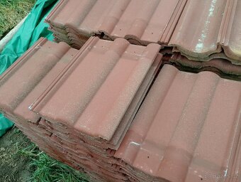 Střešní taška KM BETA elegant višňová EN490 - 4