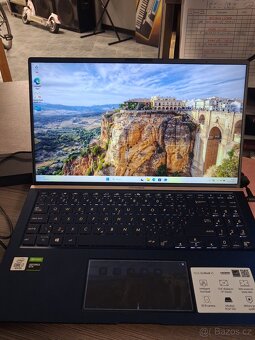 Asus UX534FTC-A8358T - 4