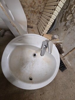 prodam vanu rohovou 150 x 150 - 4