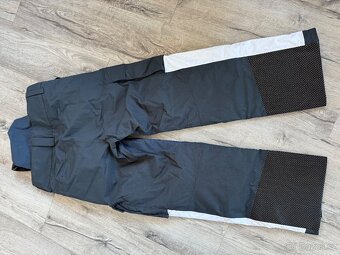 Prodám novou zimní sadu HEAD, vel. M - 4