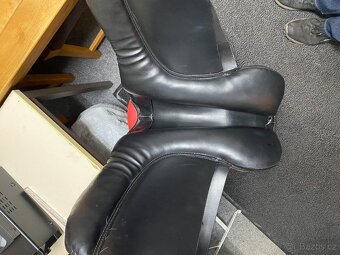 DRESURNÍ, UNIVERZÁLNÍ KOŽENÉ SEDLO NA KONĚ 17 1/2 - 4