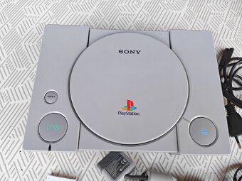Playstation 1 čip - 4