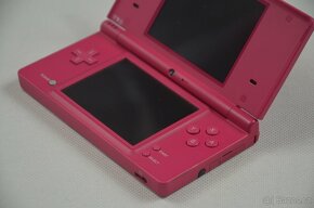 Nintendo DSi Pink + 16GB paměťová karta s Twilight Menu++ - 4