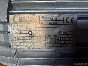 Elektromotor 0,37 kW třífázový , 1400 ot/min - 4