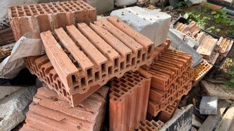 Cihly Porotherm - mix, cena 20kč/ks - 4