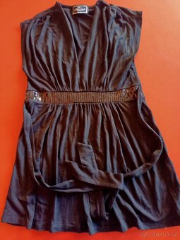 Pěkné toy a halenka vel. 34/XS, 36/S a 38/M Bershka, C&A aj. - 4