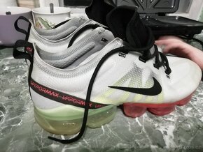 Nike - 4