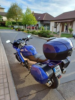 Yamaha FJR 1300 - 4
