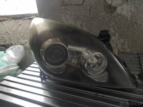 Přední světla bi-xenon Vectra C lift - 4