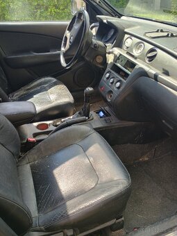 Prodám Mitsubishi Outlander 2,4 i,lpg ,4 x 4 - 4