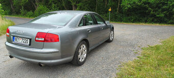 Audi A8 - 4