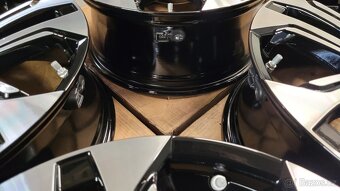 TOYOTA C-HR II (AX20) 18' alu disky, senzory TPMS - 4