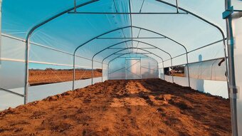 Kvalitní fóliovník 5x20m 180mikronů UV 4 filtr - 4