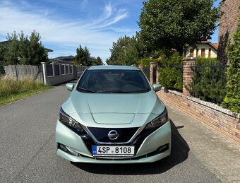 Nissan LEAF, 110kW ZERO 40kWh, ČR 1.MAJITEL, 100 % BATERIE - 4