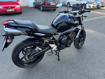 Yamaha FZ6 - 4
