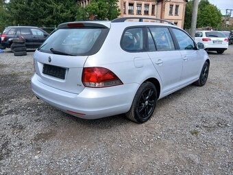 Volkswagen Golf, 1.6 TDI, bílá perleť - 4