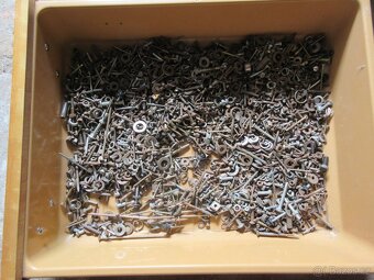 Hliník-folie,napínací-drát,spoj-mat,pračkový-kohout,na-kosu - 4