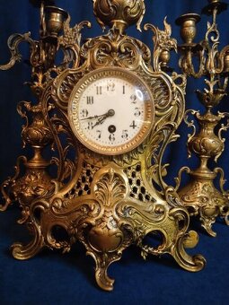 STAROŽITNÉ, BRONZOVÉ HODINY - 4