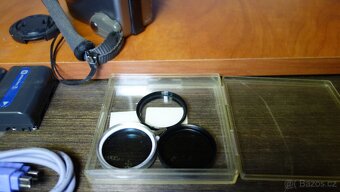 Příslušenství + Sony mini DV DCR-PC115E - nefunkční. - 4