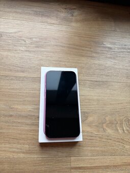 IPhone 16 256 GB, růžový - 4