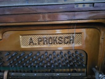 Piano značky Proksch - ocelová deska - 4