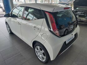 Toyota Aygo 1,0 2.MAJ,SERVISKA,KLIMATIZACE - 4