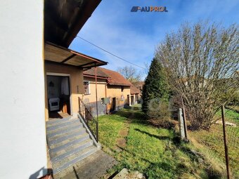 Dům + další stavby na pozemku 998m2, Mišovice, Písek - 4