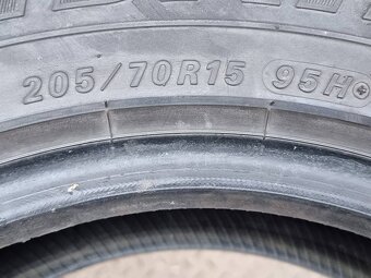 Letní Falken 205/70/15 - 4