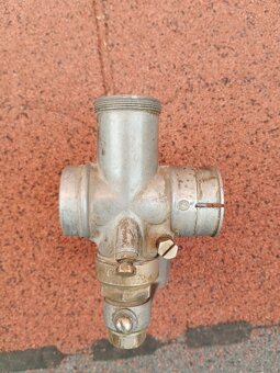 Prodám karburátor Jikov 2924 V - 4