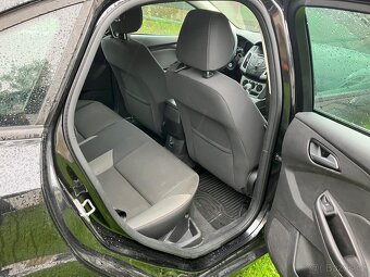 Ford Focus - 4