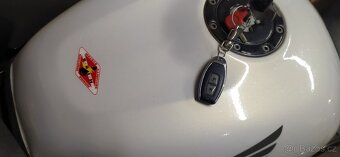 CBR 1100 XX - 4