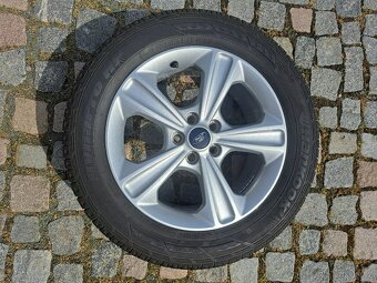 Prodám čtyři 17" disky s letními pneu 235/55 Ford - 4