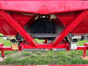 čelní zásobník Kverneland DF-2 - 4