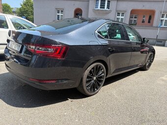 Škoda Superb 3 Laurin a klement - 4