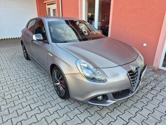 Alfa Romeo Giulietta 1.75 Turbo Quadrifoglio Verde - 4