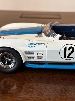 1/18 Exoto Chevrolet Corvette Grand Sport Roadster White - 4