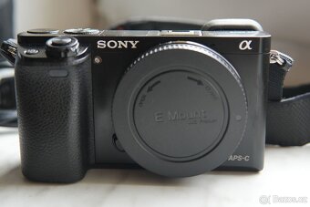 Sony alpha a6000 tělo - 4
