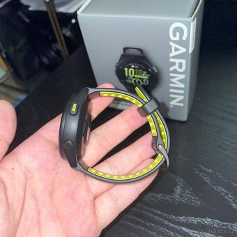 Garmin Forerunner 265s - 4