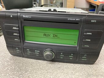 Autorádio Škoda Stream MP3 - 4