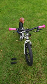 Velice Lehké Dětské kolo EARLY RIDER BELTER 16" 8/2023 můžu - 4