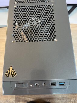 Herní PC – Ryzen 7 5700X / RX 580 / 16GB / SSD + HDD - 4