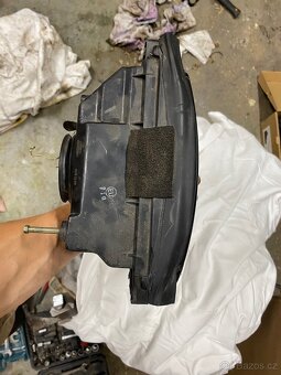 Zatmavene svetlo ze suzuki gsx 600 f - 4