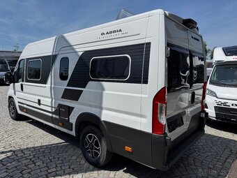 ADRIA TWIN SELECTION 640 SGX, 180 PS, AUTOMAT 8st. - 4