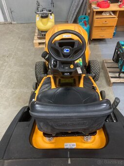 Traktor Cub Cadet XT1 OR106 - 4