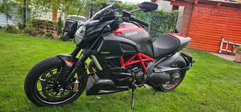 Ducati Diavel carbon - 4