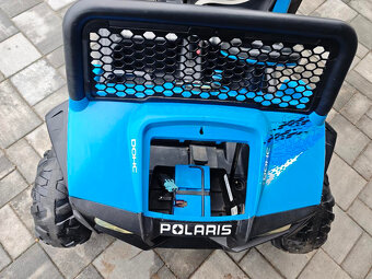 Autíčko Peg Perego RZR 12V - 4