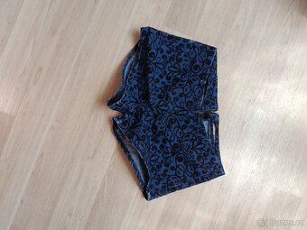 Dámské oblečení  vel. S - 4