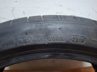 Letní pneu 235/40/19 - 4