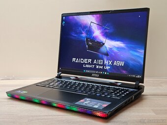 16" 240HZ 2K_MSI RAIDER GE68HX_i9-14900HX_32GB_RTX 4060 8GB - 4