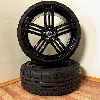 VW GOLF/PASSAT GTI 5x112 R19 ET50+LETNÍ 235/35R19 7/6mm - 4